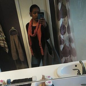 Meet your Posher, Hunter